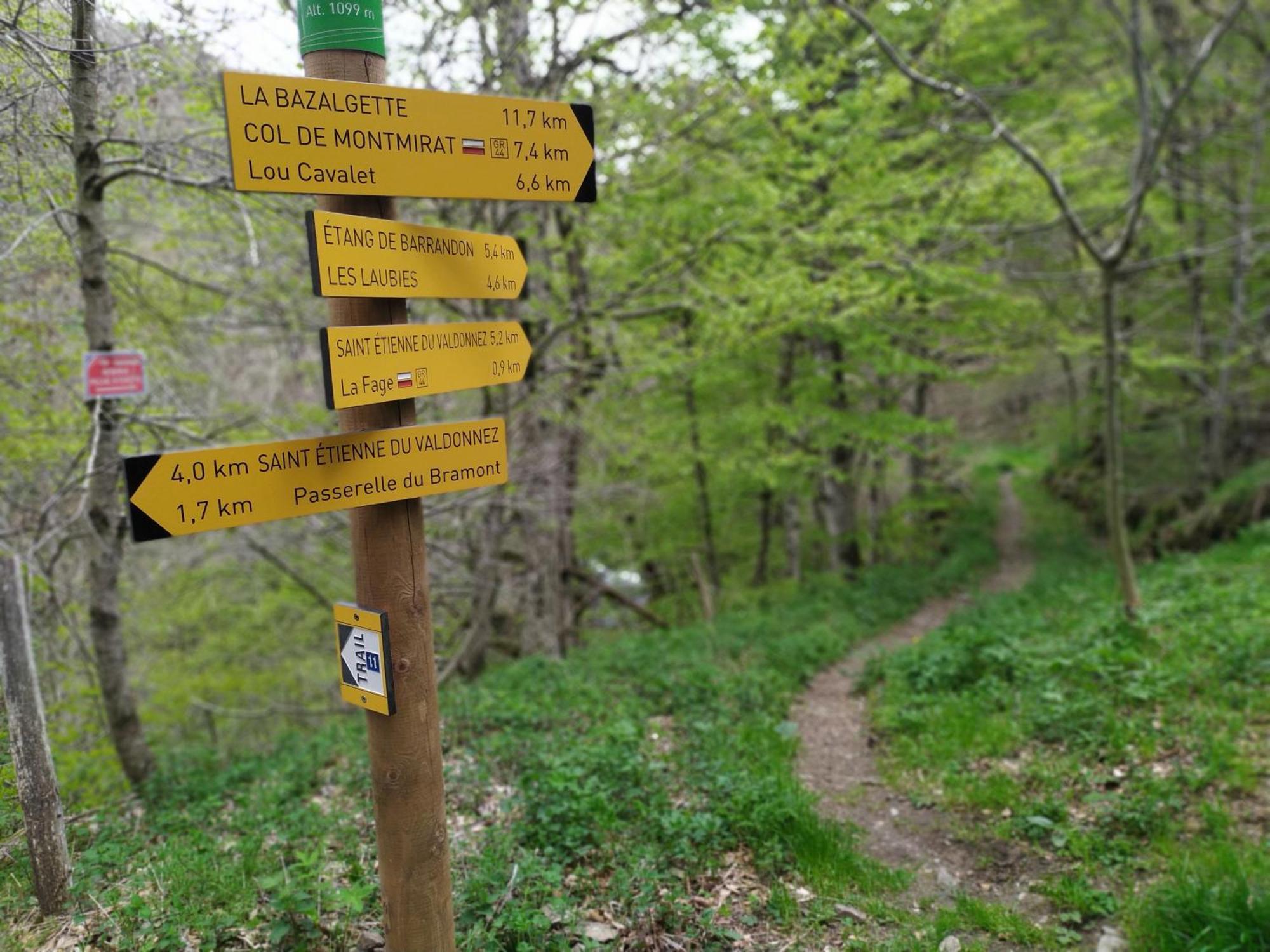 Gites La Boletiere Saint-Étienne-du-Valdonnez Extérieur photo