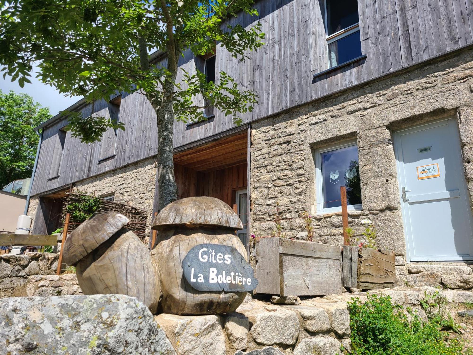 Gites La Boletiere Saint-Étienne-du-Valdonnez Extérieur photo