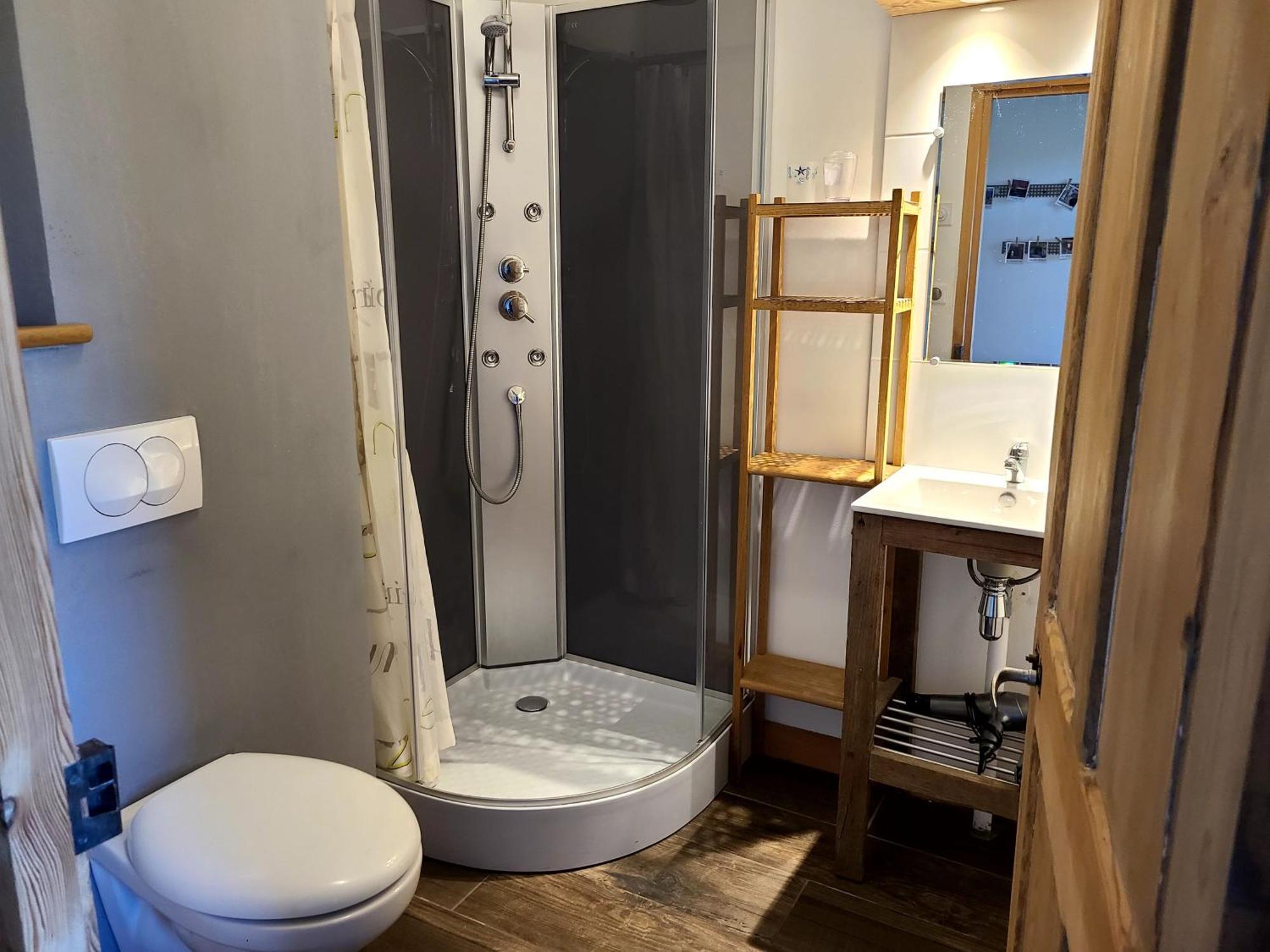 Gites La Boletiere Saint-Étienne-du-Valdonnez Extérieur photo
